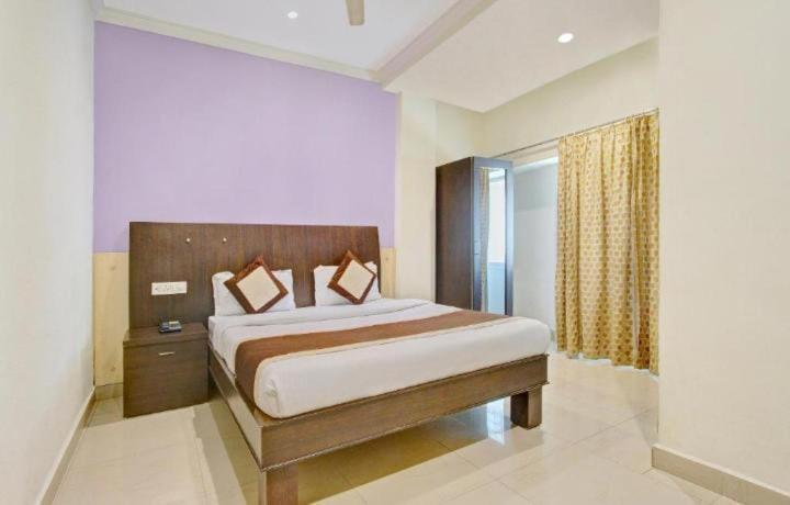Blossoms Room The Plaza-Luxury Collection- Lakdikapul Hyderabad Exterior photo