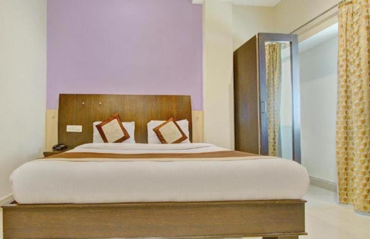 Blossoms Room The Plaza-Luxury Collection- Lakdikapul Hyderabad Exterior photo